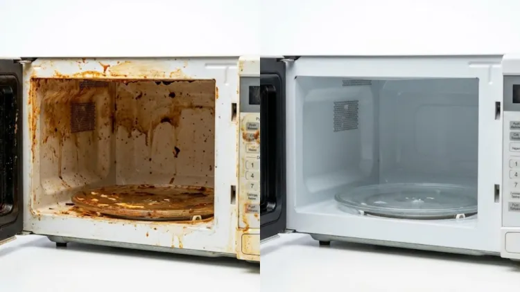 Banyak noda membandel di microwave? Bersihkan total cuma pakai trik sederhana ini tanpa ribet