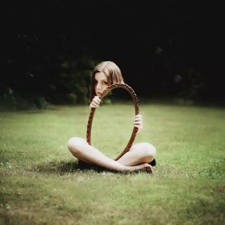 20 Foto ilusi perspektif ini menakjubkan, kamu tertarik menirunya?