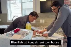 Living in Canada, choosing to rent a house, these 9 photos of Cindy Fatikasari's kitchen are small but have complete facilities