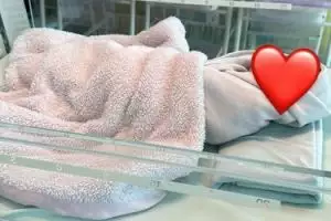 Harus jalani transfusi darah sebelum persalinan, 9 momen detik-detik kelahiran anak kedua Larissa Chou