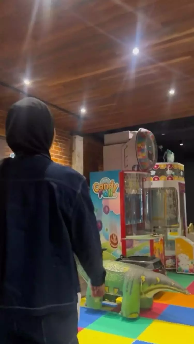 Baim Wong gelar ultah Kenzo diam-diam, 9 momen Paula Verhoeven gagal beri kejutan anaknya bikin nyesek