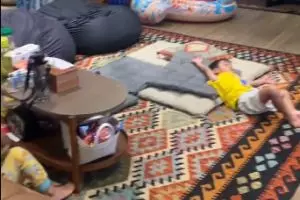 Usai gagal beri kejutan, ini 9 momen Paula bertemu Kiano dan Kenzo, ekspresi wajah si sulung disorot