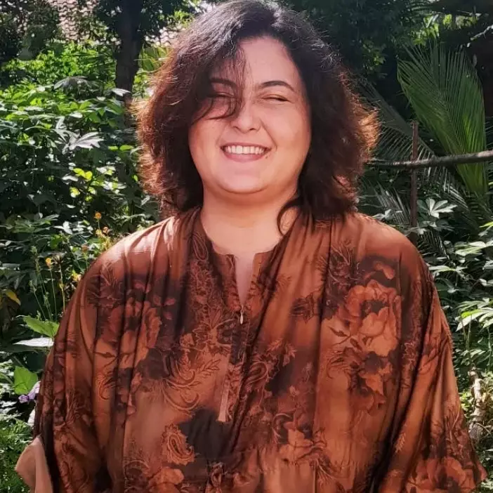 Dari pemain FTV kini jualan risol pinggir jalan, 9 potret lawas Talitha Curtis saat eksis jadi artis