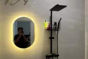 Awalnya kumuh tak layak huni, 9 transformasi rumah subsidi ini halaman depan serasa nongkrong di kafe