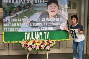 11 Karangan bunga Andre Taulany buat seleb ultah ini isi ucapannya kocak pol, the real king komedi