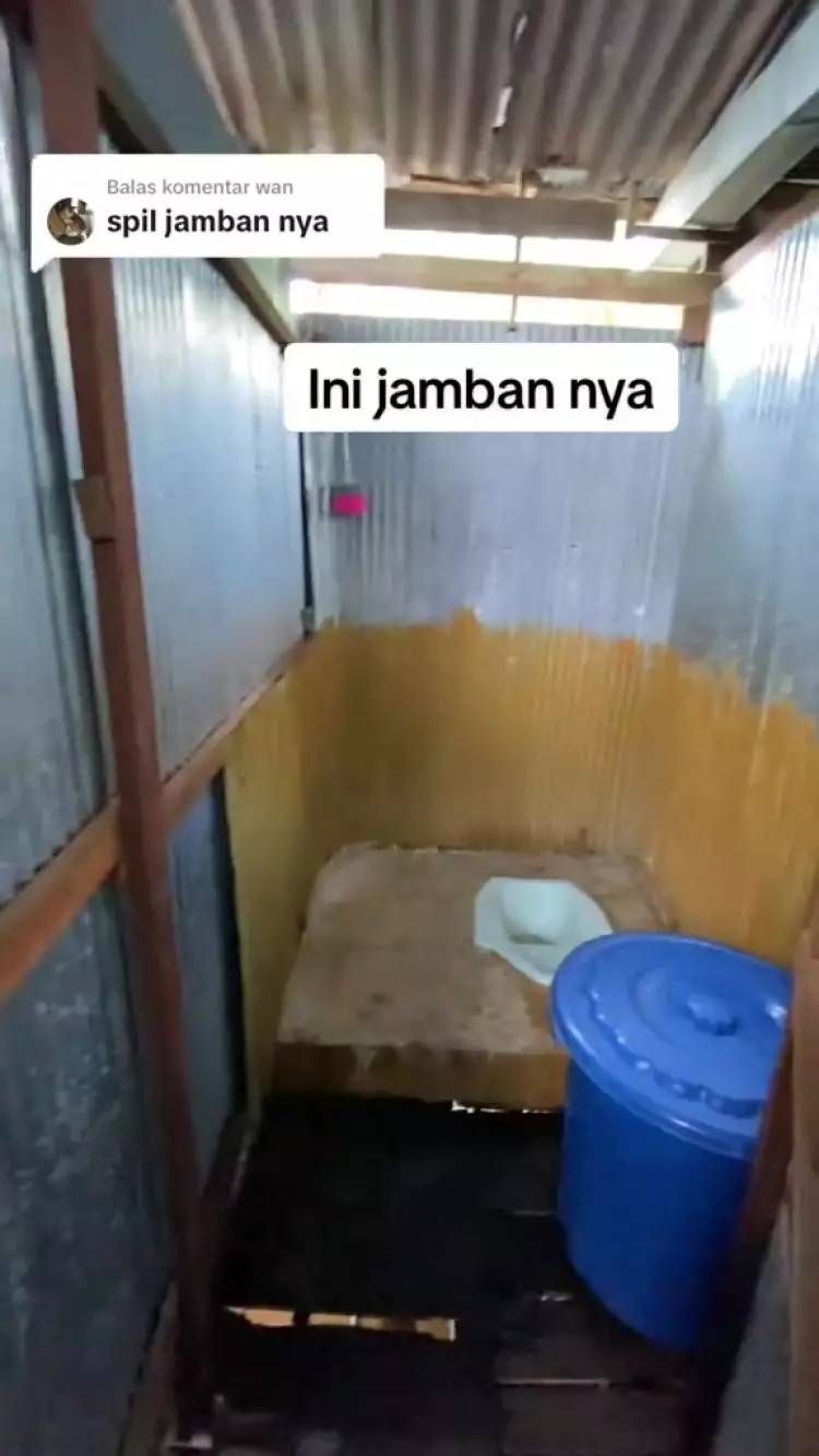 10 Potret rumah pinggir sungai ini minimalis, toiletnya bikin salfok