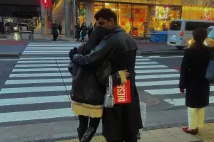 Tepis kabar pernikahan, 9 potret kemesraan Ratu Sofya dan Cornelio Sunny di Jepang malah tuai cibiran