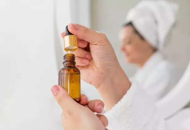 Tahap skincare rutin ala Pevita Pearce Berbagai sumber