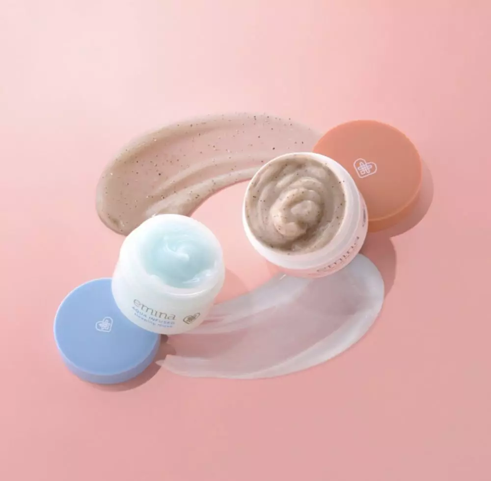 Masker wajah yang bikin glowing ©  Masker wajah yang bikin glowing ©