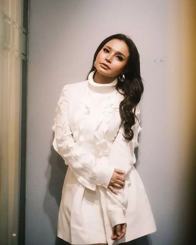 Tips awet muda ala Rossa Instagram Tips awet muda ala Rossa Instagram