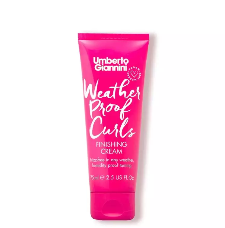 Tahap perawatan rambut keriting ala Tasya Farasya Berbagai sumber