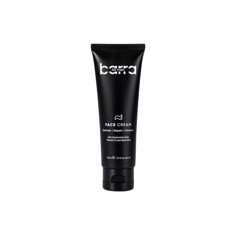 Produk skincare pria untuk melembapkan wajah ©  Produk skincare pria untuk melembapkan wajah ©