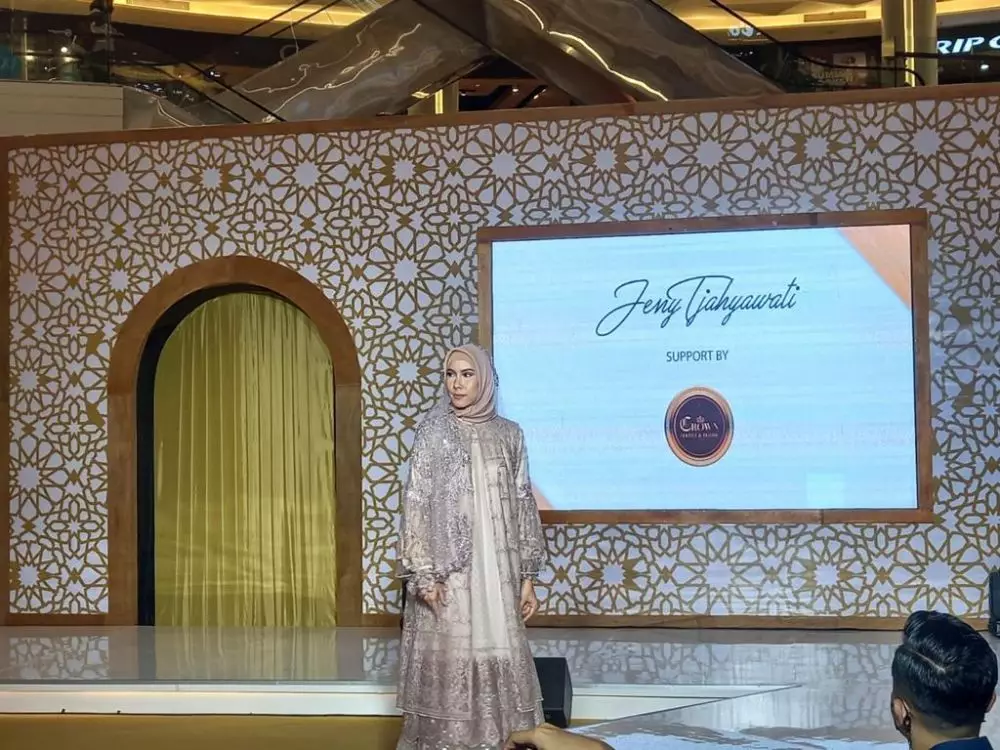 Koleksi Lebaran Jeny Tjahyawati © 