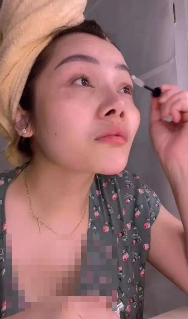 <img style= <img style=