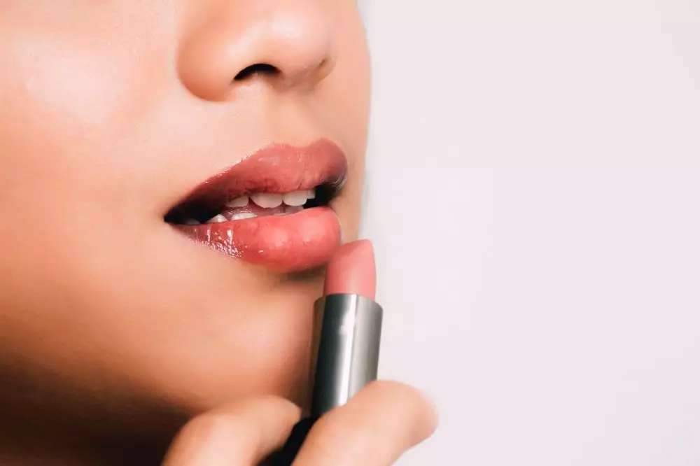 Tips makeup natural untuk Lebaran Berbagai sumber Tips makeup natural untuk Lebaran Berbagai sumber