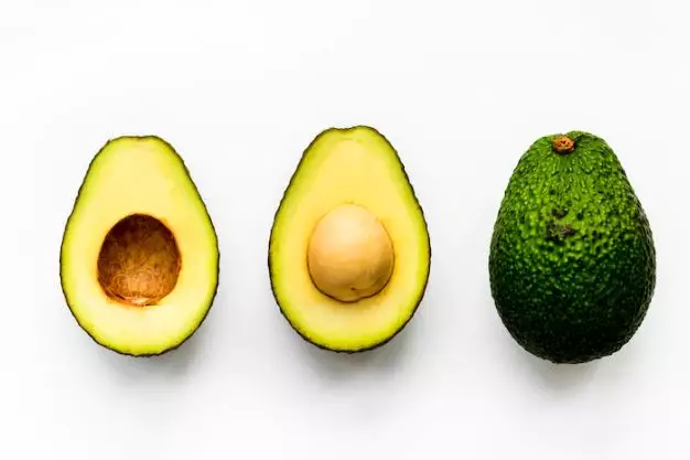 Cara mengatasi rambut kering pakai bahan alami freepik.com