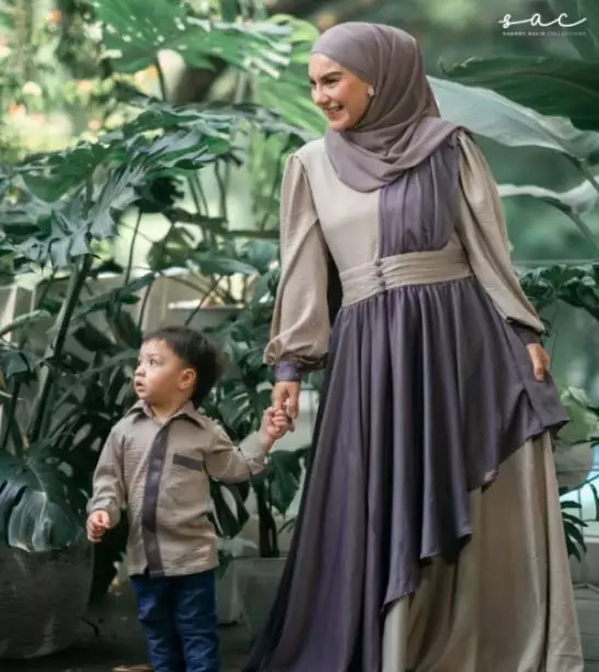 Inspirasi outfit lebaran brand fashion milik seleb Berbagai sumber Inspirasi outfit lebaran brand fashion milik seleb Berbagai sumber
