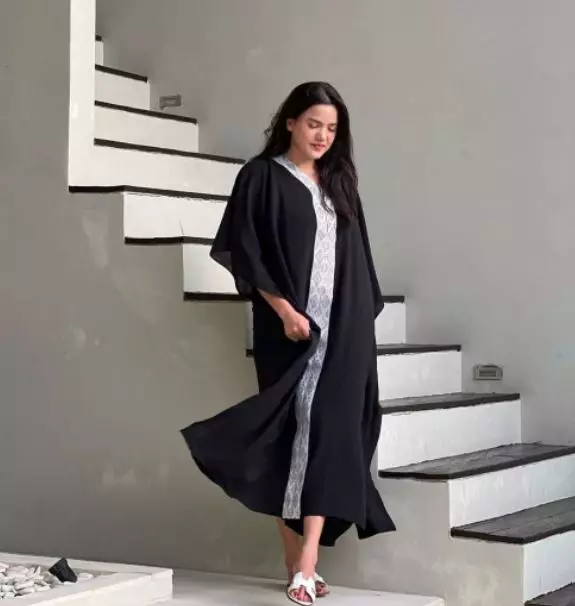 Inspirasi outfit lebaran brand fashion milik seleb Berbagai sumber Inspirasi outfit lebaran brand fashion milik seleb Berbagai sumber