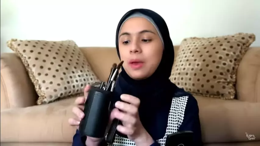 Daily makeup ala Nycta Gina Berbagai sumber