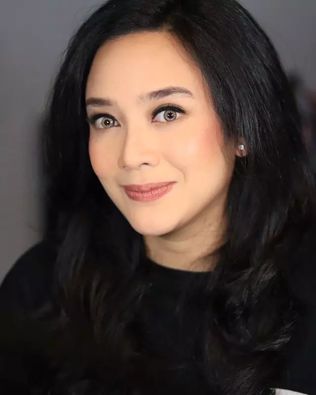 Perawatan kulit cantik Dea Ananda Instagram Perawatan kulit cantik Dea Ananda Instagram