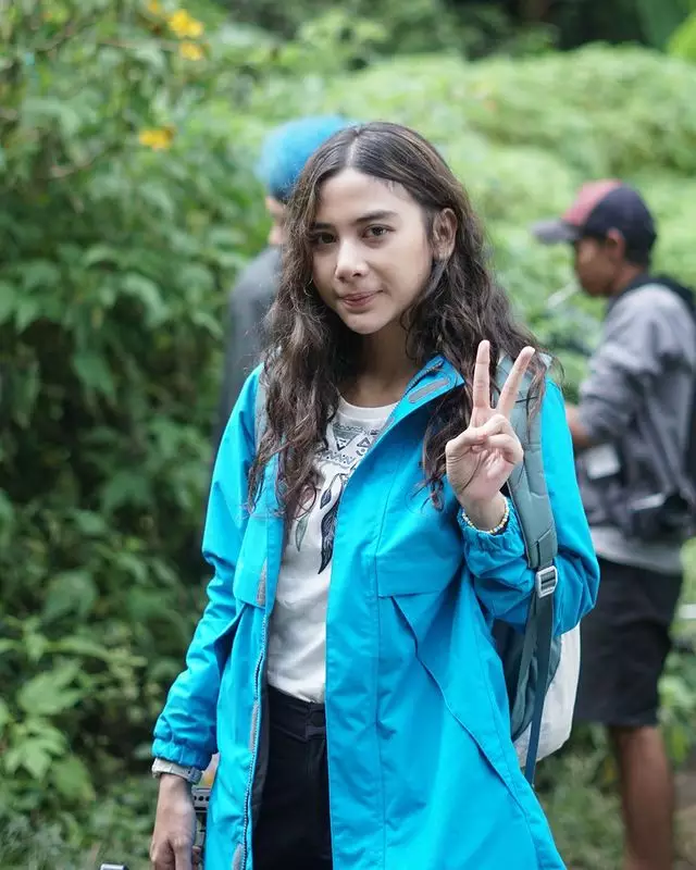 Tips kulit cantik ala Adinda Thomas Instagram Tips kulit cantik ala Adinda Thomas Instagram