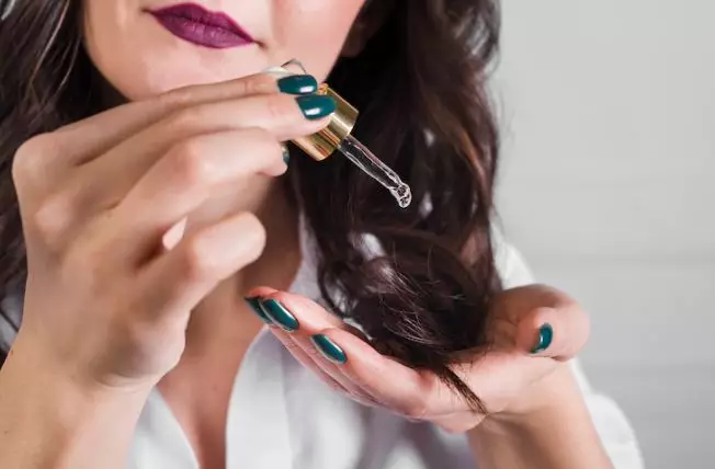 Urutan haircare rutin untuk atasi berbagai masalah rambut freepik.com