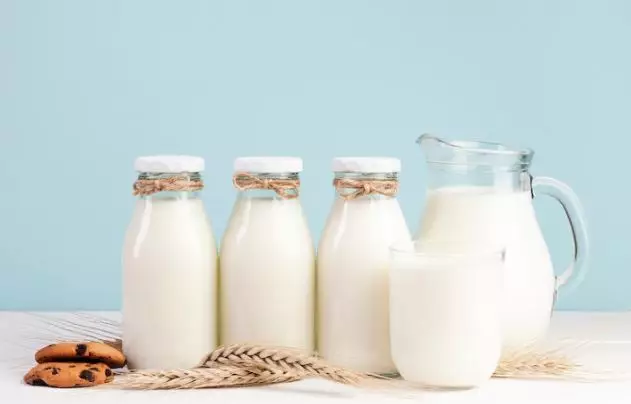 Cara menebalkan alis secara alami freepik.com