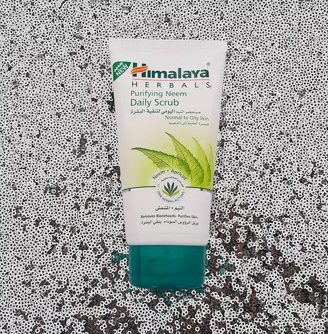 Skincare dengan kandungan neem Berbagai sumber