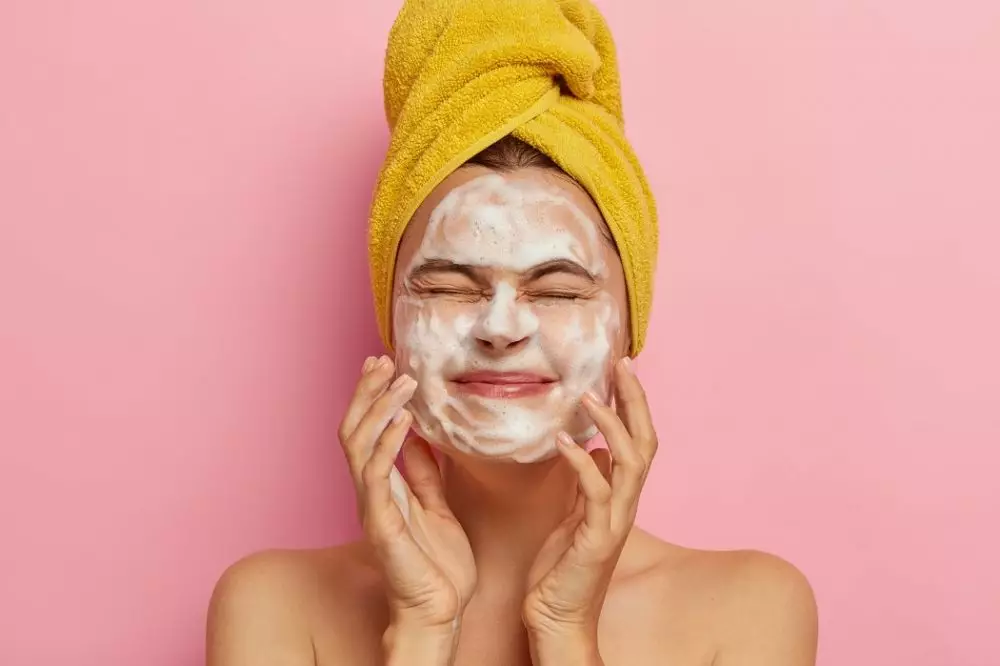 Urutan skincare pagi untuk remaja Berbagai sumber Urutan skincare pagi untuk remaja Berbagai sumber
