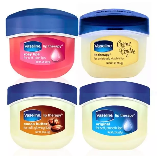 Rekomendasi lip balm untuk atasi bibir kering Berbagai sumber Rekomendasi lip balm untuk atasi bibir kering Berbagai sumber