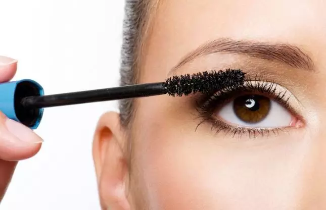 Rahasia makeup natural ala Ria Ricis Berbagai sumber Rahasia makeup natural ala Ria Ricis Berbagai sumber