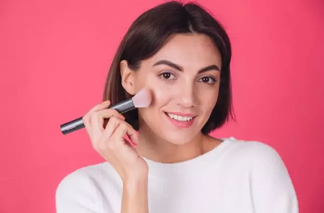 Rahasia makeup sehari-hari ala Yasmin Napper Berbagai sumber Rahasia makeup sehari-hari ala Yasmin Napper Berbagai sumber