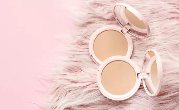 Rahasia makeup sehari-hari ala Yasmin Napper Berbagai sumber Rahasia makeup sehari-hari ala Yasmin Napper Berbagai sumber