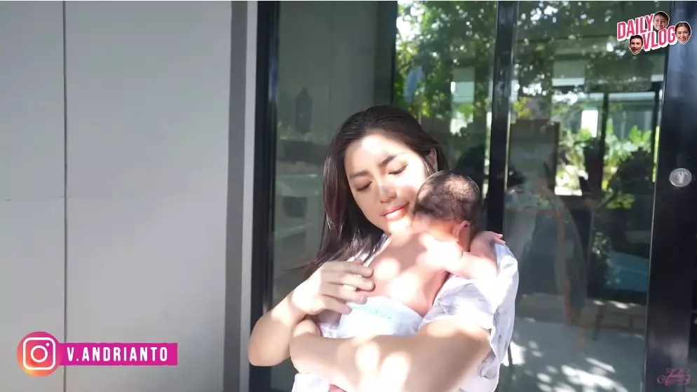 <img style= <img style=