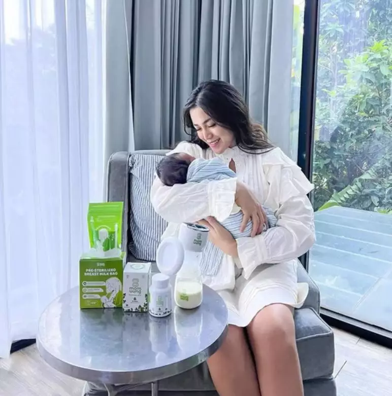 <img style= <img style=