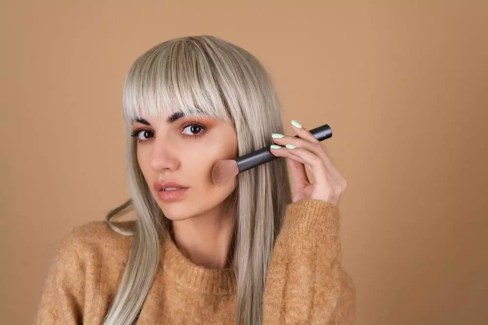 Tips makeup anti crack dan halus Berbagai sumber