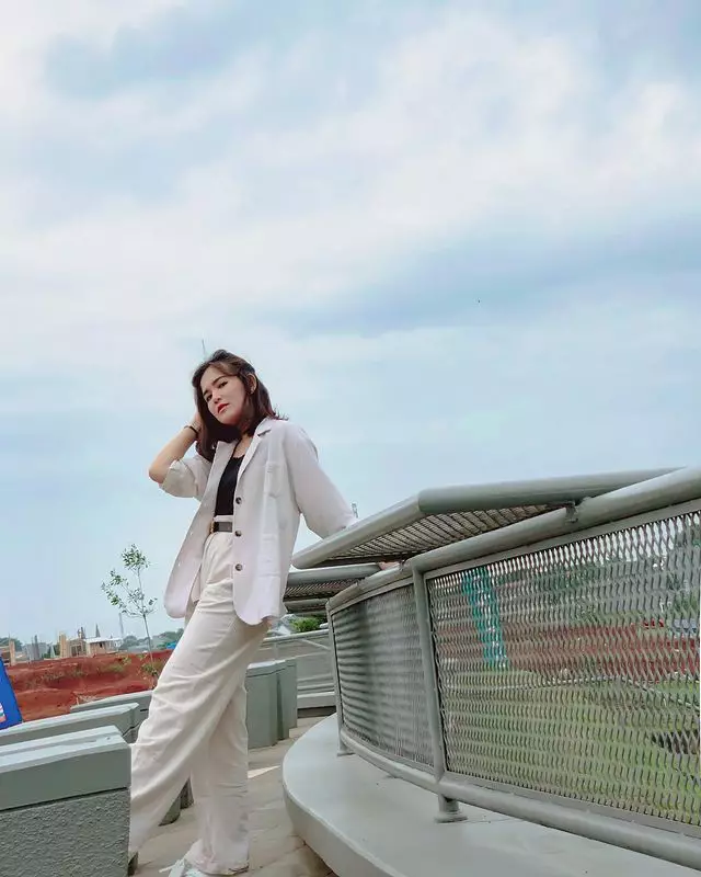 Rahasia wajah glowing Masayu Clara Instagram Rahasia wajah glowing Masayu Clara Instagram