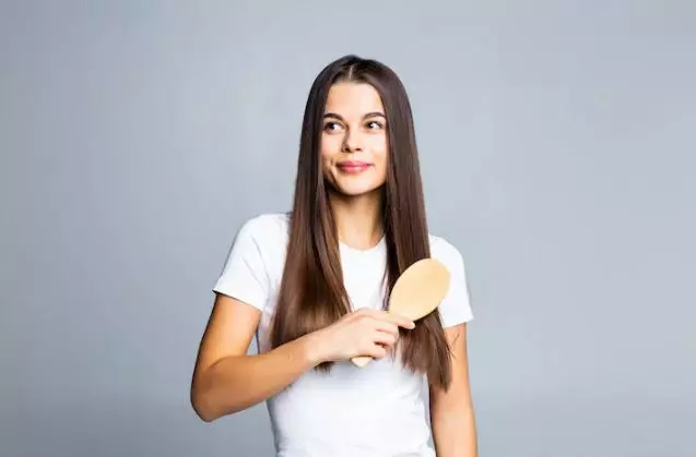 Perawatan rambut berhijab ala Citra Kirana Berbagai sumber