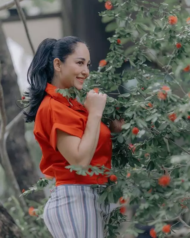 Rahasia awet muda Meriam Bellina Instagram