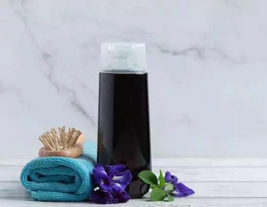 Cara mengatasi rambut bercabang freepik.com