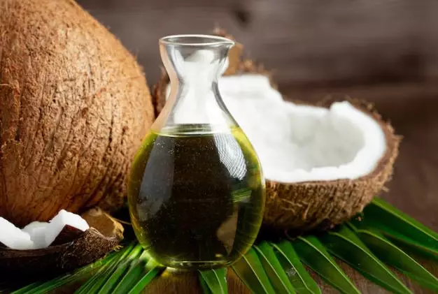 Cara mengatasi rambut bercabang freepik.com