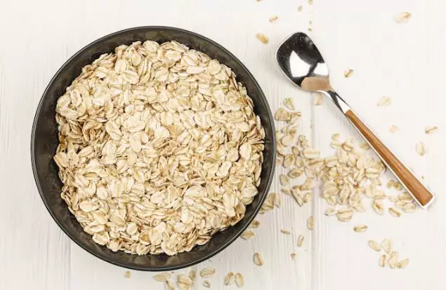 Cara melembutkan rambut secara alami freepik.com