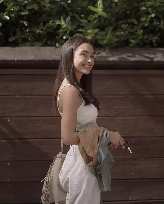 5 Tips perawatan rambut ala Caitlin Halderman Instagram