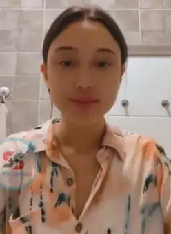 6 Rutinitas skincare malam ala Yasmin Napper Berbagai sumber 6 Rutinitas skincare malam ala Yasmin Napper Berbagai sumber