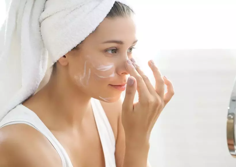 Cara atasi hiperpigmentasi ala Vanesha Prescilla Berbagai sumber