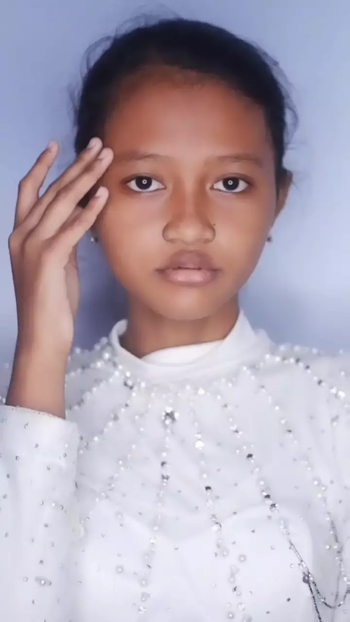 perubahan gadis lugu © berbagai sumber perubahan gadis lugu © berbagai sumber