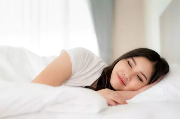 Perawatan rambut berkilau ala Park Shin Hye Berbagai sumber