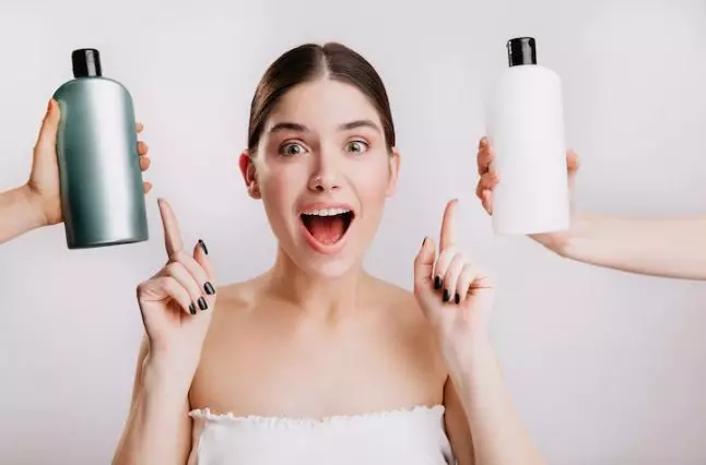 Perawatan rambut berkilau ala Park Shin Hye Berbagai sumber