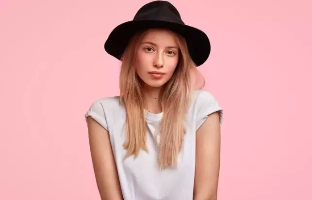 Perawatan rambut berkilau ala Park Shin Hye Berbagai sumber