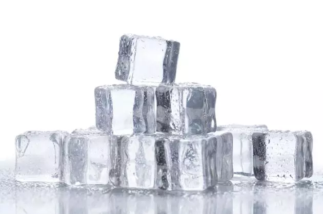 Perawatan rambut berkilau ala Park Shin Hye Berbagai sumber